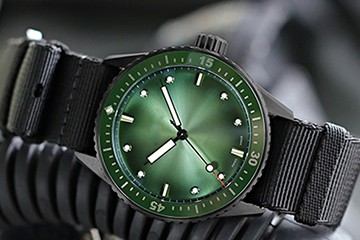 东莞欧米茄手表官方售后擦油